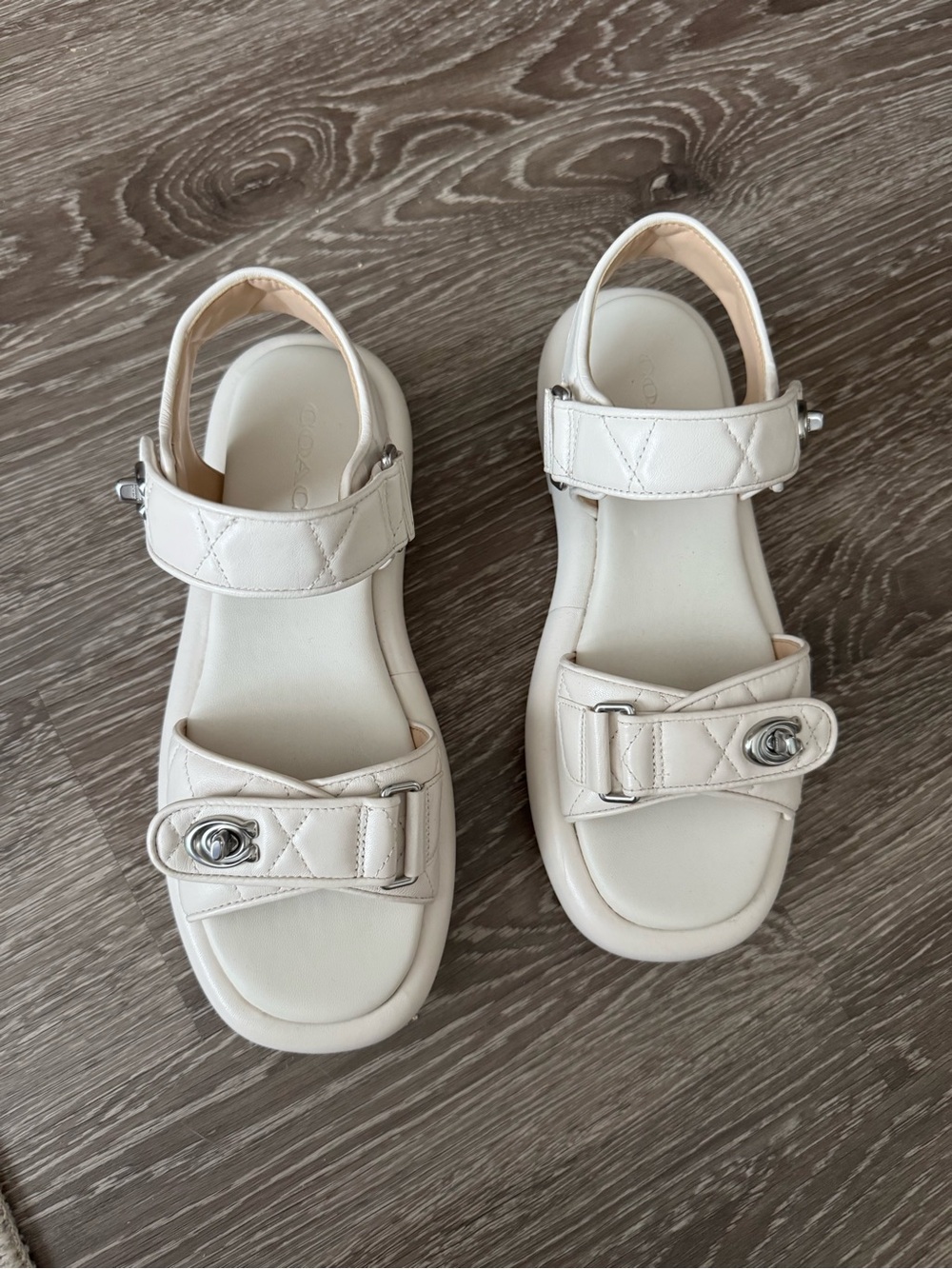Coach Peyton Leather Platform Sandals - Quilted Chalk, Sz 7.5